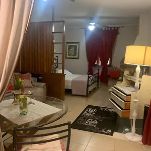 Domo Reina Apartamento